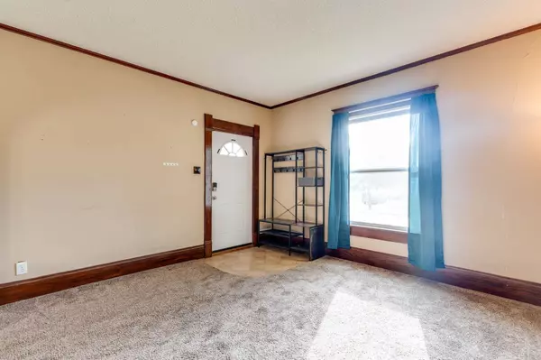 520 Old Main Street, Newton, KS 67114