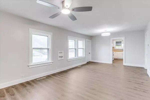 823 S Star St, El Dorado, KS 67042