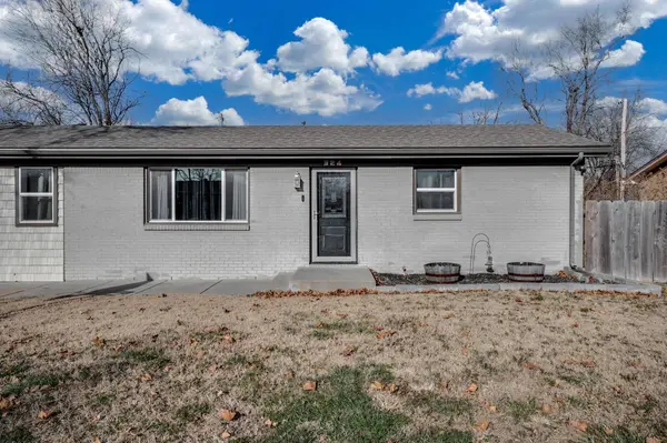 324 W 4th St, Haysville, KS 67060