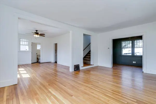 119 Allison St, Newton, KS 67114