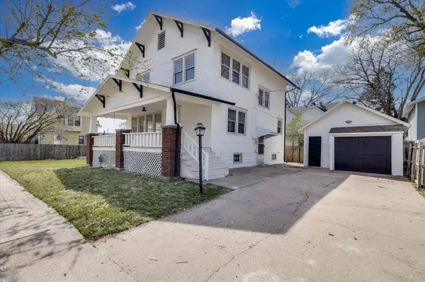 119 Allison St, Newton, KS 67114