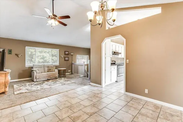 5434 S Washington Ave, Wichita, KS 67219
