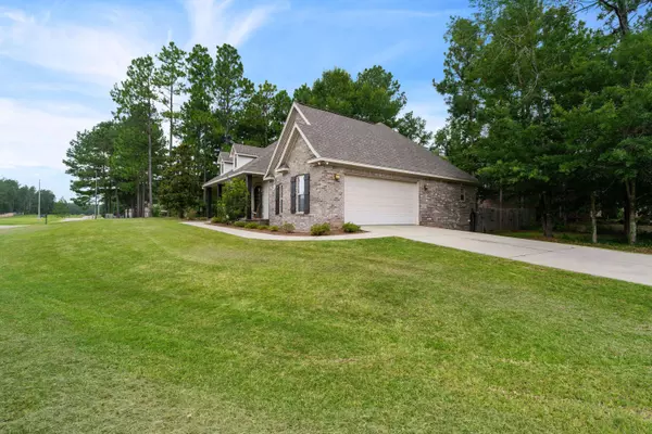 19 E Cadbury, Hattiesburg, MS 39402