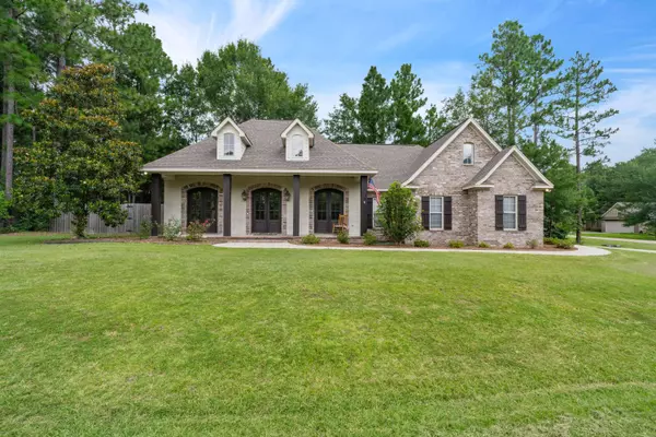 19 E Cadbury, Hattiesburg, MS 39402