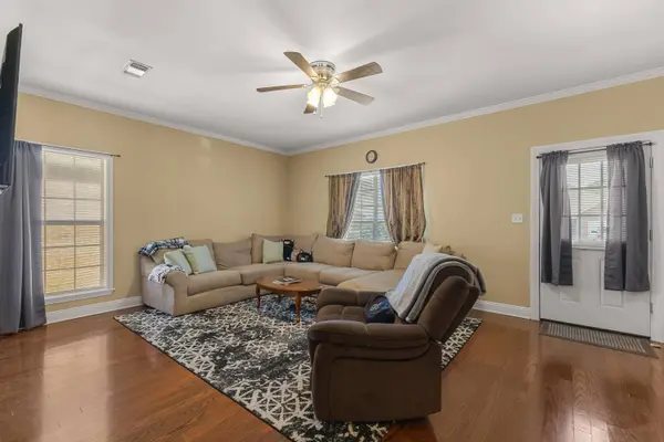 7 Oxford Dr., Hattiesburg, MS 39402