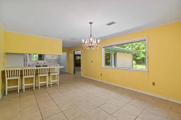1009 Velma St., Hattiesburg, MS 39402