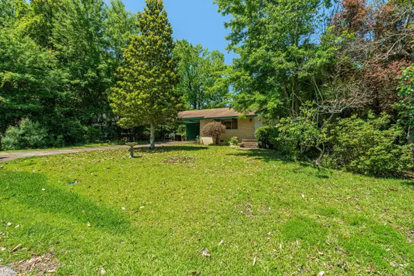 1009 Velma St., Hattiesburg, MS 39402