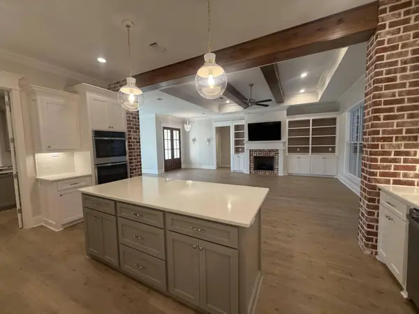 70 Bengal, Hattiesburg, MS 39402