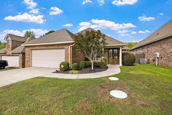 66 Village Dr.