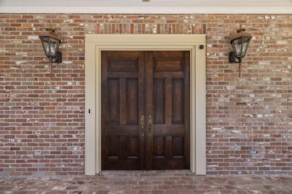 1615 S 40th Ave., Hattiesburg, MS 39402