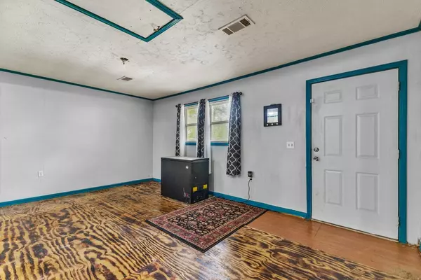 Magee, MS 39111-5644,1583 Dry Creek Rd