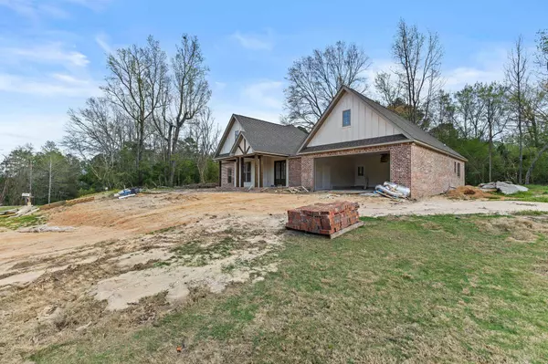 344 Serene Hill, Hattiesburg, MS 39402