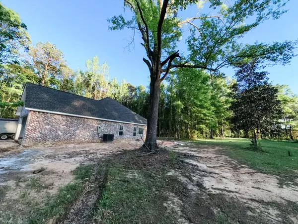 39 Will Brown Rd, Sumrall, MS 39482