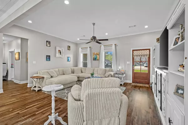 38 Castlewoods WAY, Petal, MS 39465