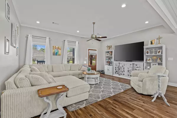 38 Castlewoods WAY, Petal, MS 39465