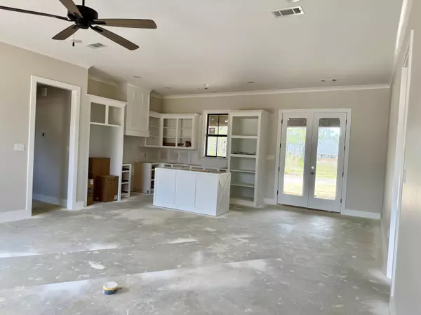 8 Brunswick PT, Sumrall, MS 39482