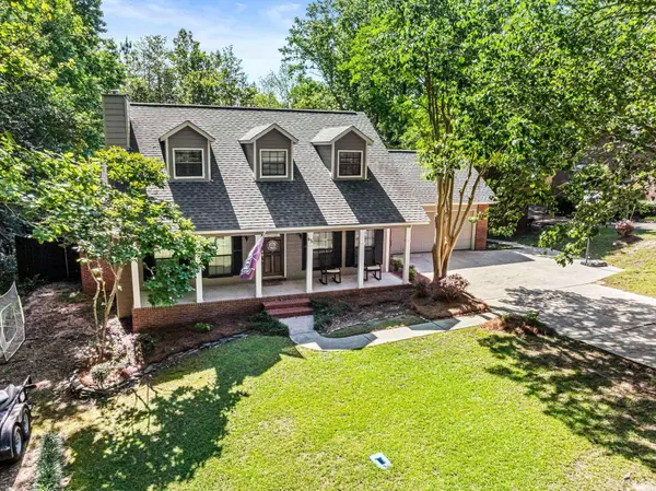 65 Poplar Dr., Hattiesburg, MS 39402