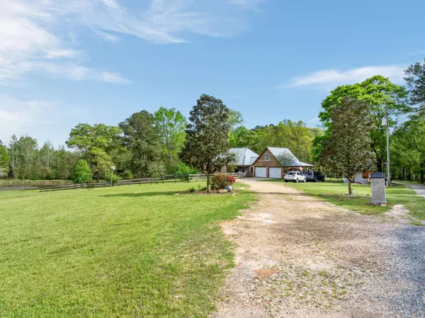 27 Arthur Lucas Ln., Sumrall, MS 39482