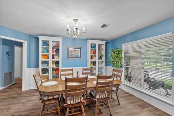 8280 US HWY 98, Sumrall, MS 39482