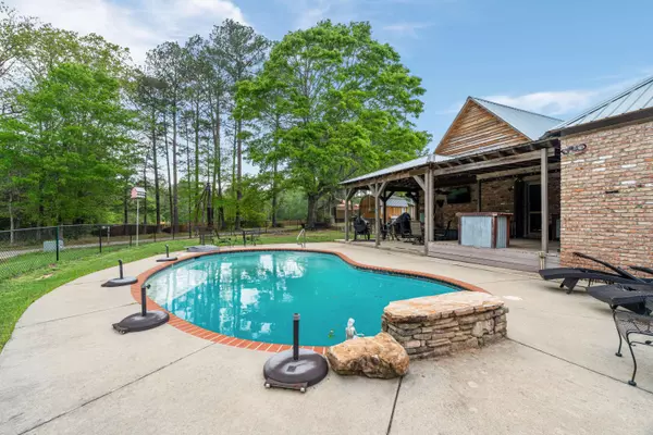 27 Arthur Lucas Ln., Sumrall, MS 39482
