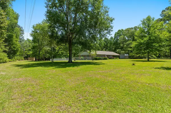 1160 J B Horne Rd., Hattiesburg, MS 39401