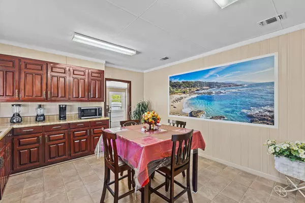 2137 N 5th Ave., Laurel, MS 39440