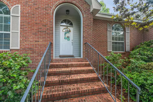 20 Classic Woods Dr., Hattiesburg, MS 39402