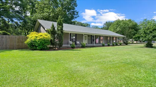 72 Griffith, Hattiesburg, MS 39402