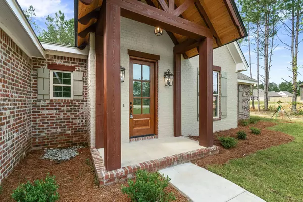 12 Brunswick PT, Sumrall, MS 39482