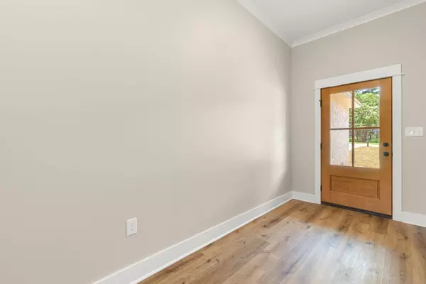 33 Pine Meadow LOOP, Hattiesburg, MS 39402