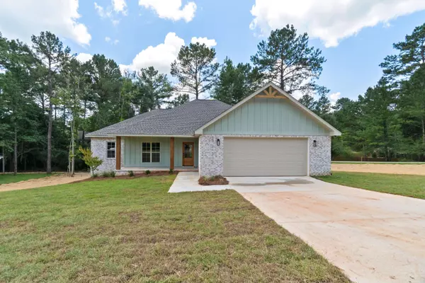 33 Pine Meadow LOOP, Hattiesburg, MS 39402