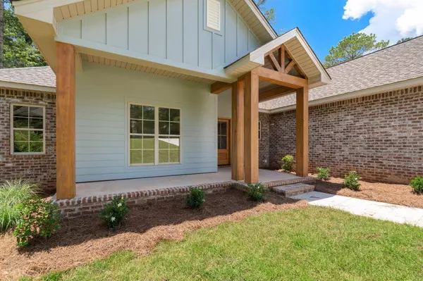 31 Pine Meadow LOOP, Hattiesburg, MS 39402