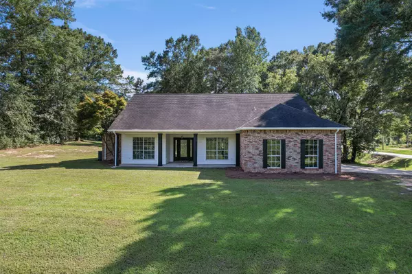 656 Morriston Rd., Petal, MS 39465