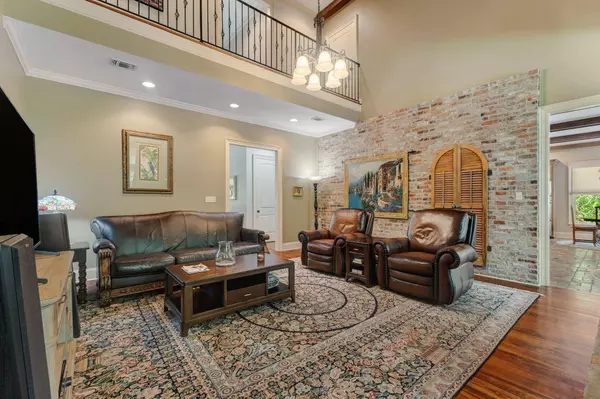 58 Marais Ridge, Hattiesburg, MS 39402