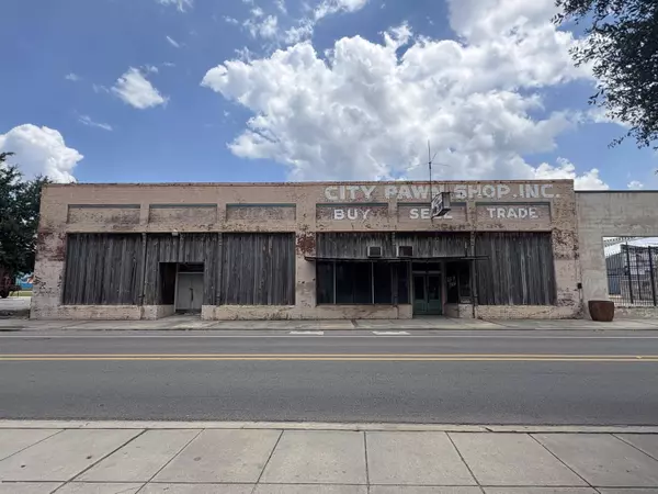 210 Mobile, Hattiesburg, MS 39401