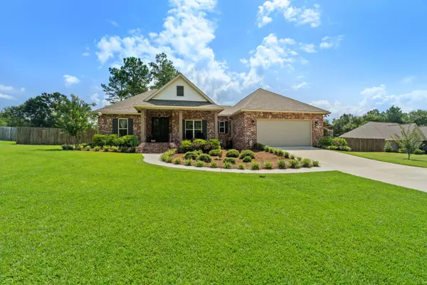 48 Vera Ln., Hattiesburg, MS 39401