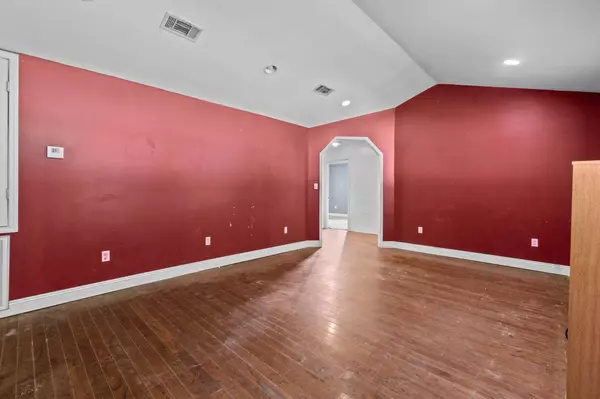 85 Newman Camp Rd., Sumrall, MS 39482