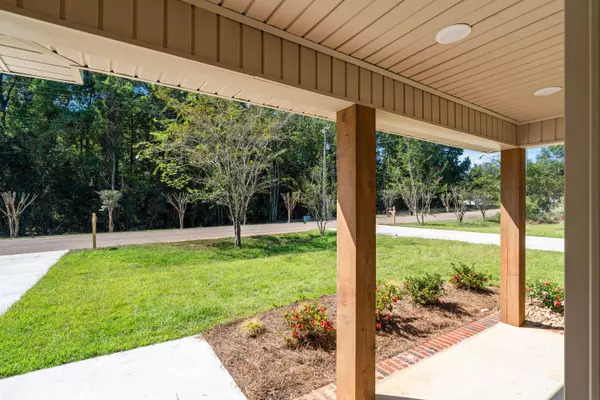 23 Augustine Drive, Hattiesburg, MS 39402