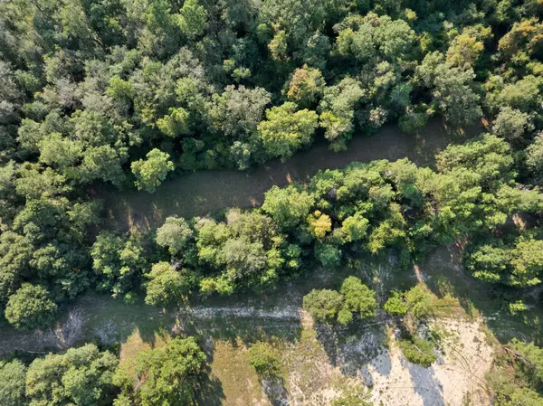 653 Leeville Rd., Petal, MS 39465