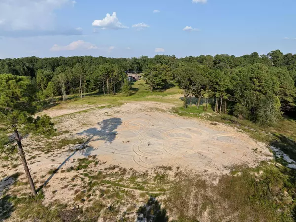 653 Leeville Rd., Petal, MS 39465