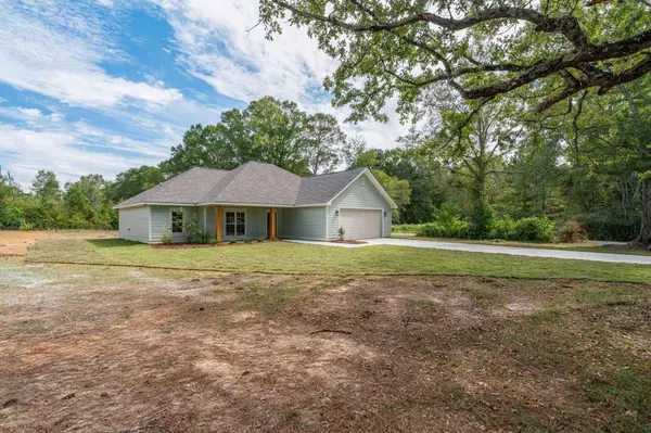 6 Millie Lott Rd., Sumrall, MS 39482