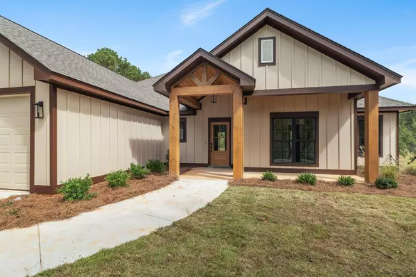 12 Millie Lott Rd., Sumrall, MS 39482