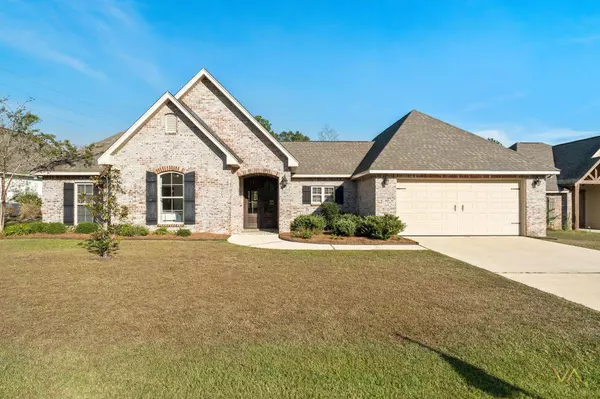 65 W Cadbury Ln., Hattiesburg, MS 39402