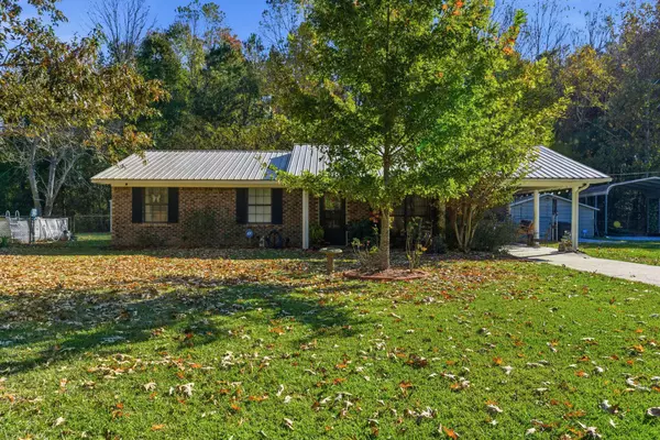 81 Mollie Boutwell Rd., Laurel, MS 39443