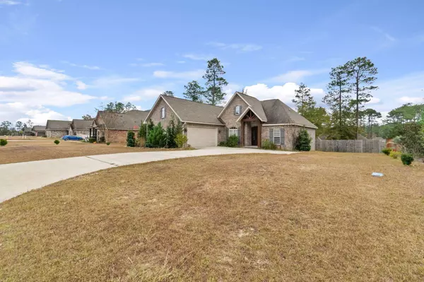 23 E Yellowstone, Hattiesburg, MS 39402