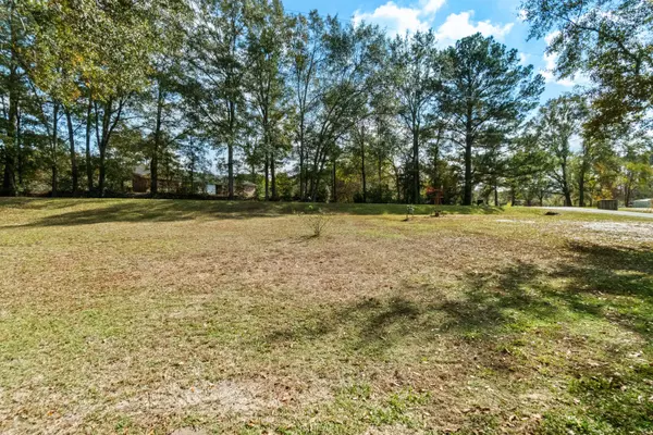 301 Indian Springs Church Rd., Laurel, MS 39443