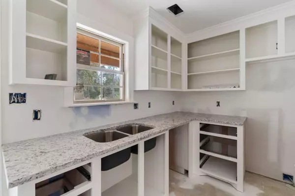 109 King Blvd., Petal, MS 39465