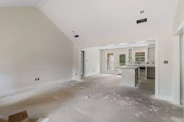 109 King Blvd., Petal, MS 39465