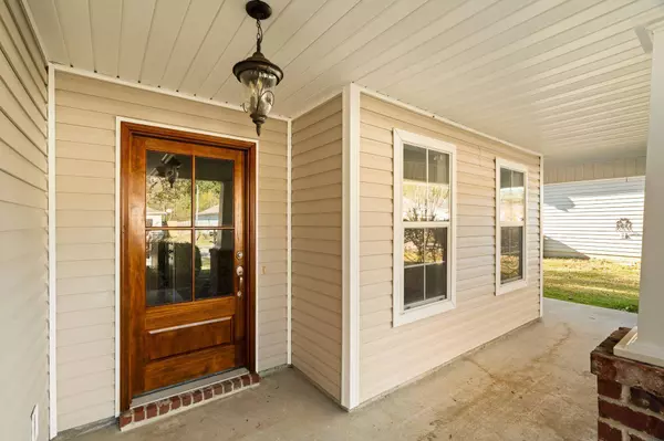 34 Clear Springs Ct., Hattiesburg, MS 39402