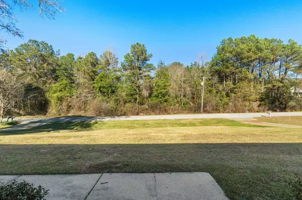 13 Sunny Meadows, Hattiesburg, MS 39402